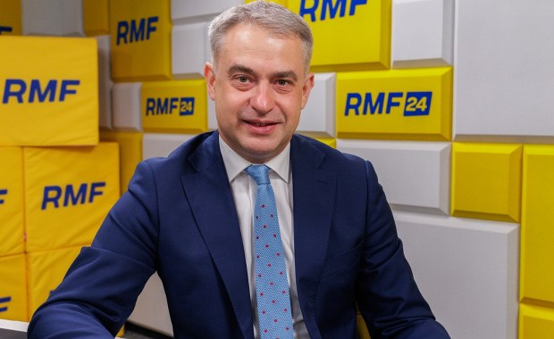 Nowy podatek uderzy w wielkie firmy. Gawkowski: Nie wycofamy się