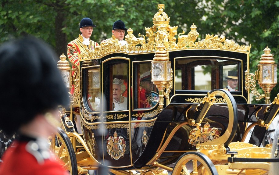 Nowy pojazd królowej /ANDY RAIN /PAP/EPA