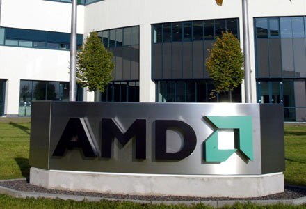 Nowy procesor AMD ma zadebiutować już pod koniec bieżącego roku /AFP
