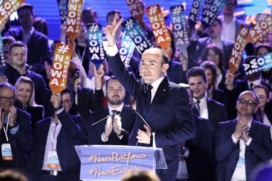 Nowy przewodniczący PO Borys Budka przemawia podczas Rady Krajowej PO w Warszawie / 	Tomasz Gzell    /PAP