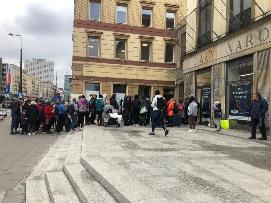 Nowy punkt pomocowy dla uchodźców z Ukrainy w Warszawie /Fot. Michał Dobrołowicz /RMF FM