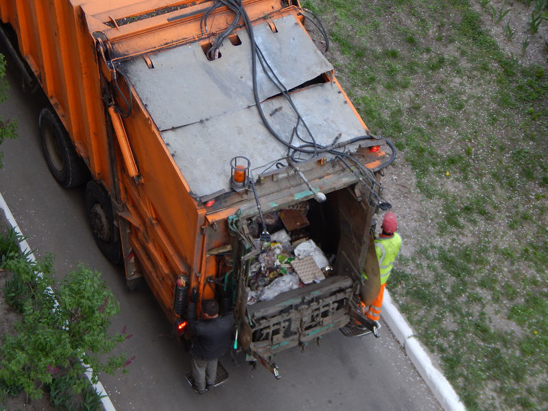 Nowy rok to w wielu miejscach nowe koszty odbioru odpadów /123RF/PICSEL