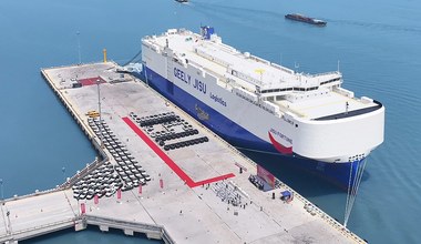 Nowy rorowiec od Geely. Statek dostarczy auta również do Polski