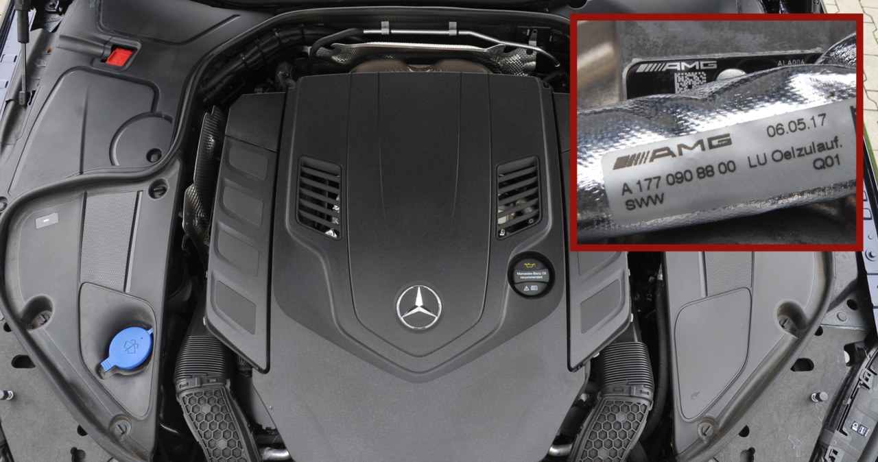 Nowy silnik 4.0 V8 biturbo to słabsza wersja konstrukcji z Mercedesa-AMG GT czy S 63 AMG. Świadczą o tym liczne oznaczenia AMG pod maską S 560. /Motor