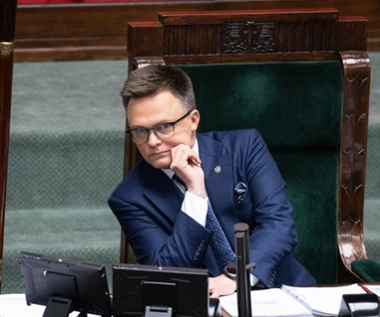 Nowy sondaż ciosem w Hołownię. Wyborcy PiS i PO mają to samo zdanie