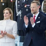 Nowy sondaż polityczny. Mocny podział i 51 proc. do 49 proc.