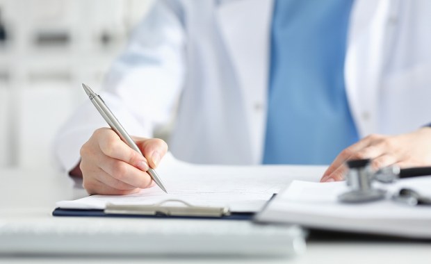 ​Nowy sondaż RMF FM: Polacy krytycznie o zmianach w służbie zdrowia