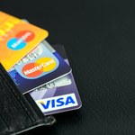 Nowy sposób oszustw Rosjan. Oferują nowe karty kredytowe