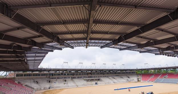Nowy stadion Widzewa Łódź /.