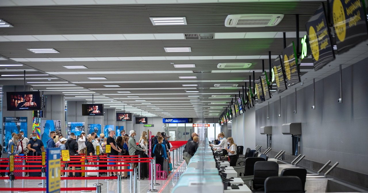 Nowy terminal w Międzynarodowym Porcie Lotniczym Katowice /PAP