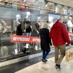 Nowy trend pokolenia Z robi furorę w sieci. Dla wielu takie "poświęcenie" to przesada 