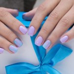 Nowy trend w manicure 2026. Kolor wraca do łask i znów jest hitem