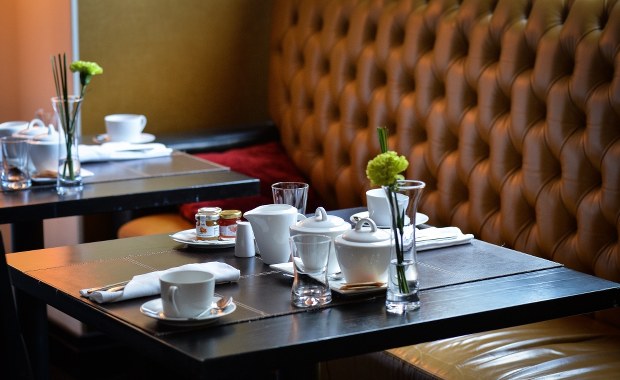 Nowy tydzień w gospodarce: Luzowanie obostrzeń i pilotaż certyfikatów covidowych