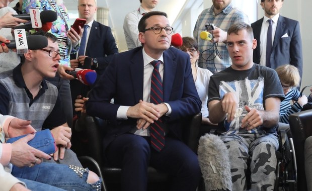 Nowy tydzień w polityce: Pomoc osobom niepełnosprawnym i przesłuchanie Tuska