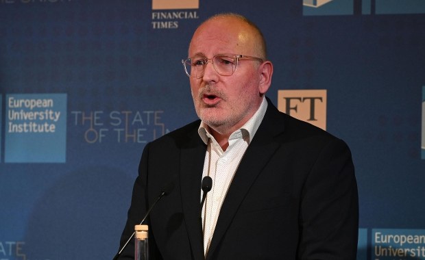 Nowy tydzień w polityce: Timmermans w Polsce, Schetyna przed komisją śledczą