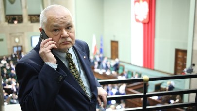 Nowy tydzień w polityce: Zaprzysiężenie prezesa NBP, Brexit i tłumaczenia polskiego rządu przed KE