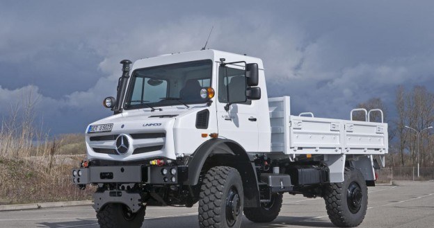 Nowy Unimog /Informacja prasowa