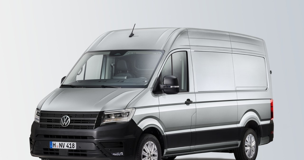 Nowy Volkswagen Crafter, czyli model po liftingu "technologicznym" dostępny będzie od maja /Informacja prasowa