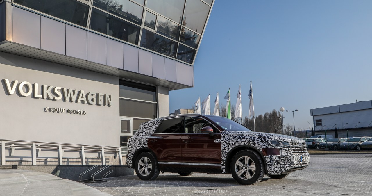 Nowy VW Touareg na polskich drogach /Informacja prasowa