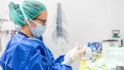 Nowy wariant koronawirusa. W których krajach Europy został już wykryty?