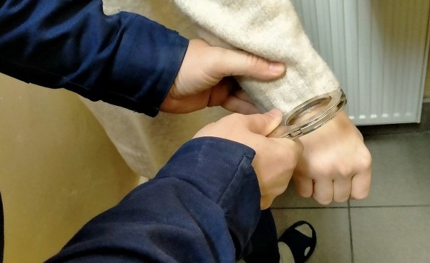 Nożem w plecy partnera. Impreza z krwawym zakończeniem