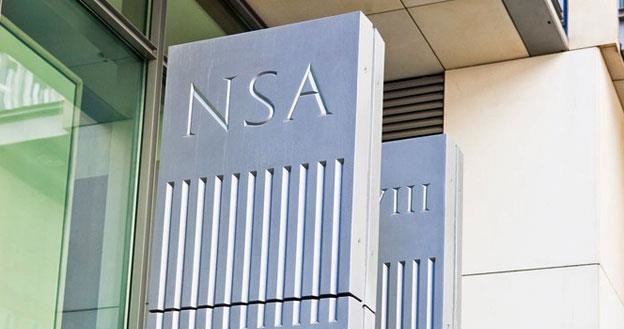 NSA orzekł o podatku przy sprzedaży działki. Fot. ANDRZEJ LANGE /Agencja SE/East News