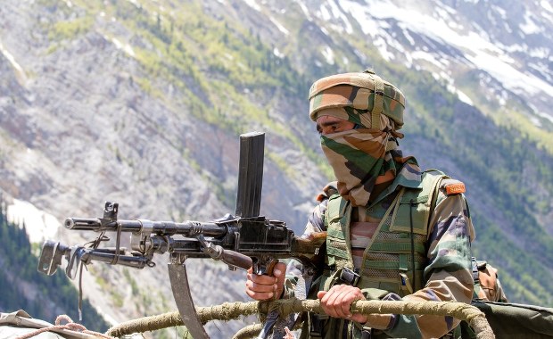 Nuklearne mocarstwa na skraju wojny. Inwazja jest nieuchronna