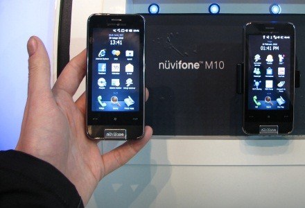 Nuvifon M10 - kolejny "telefon nawigator" od Garmin-Asus /INTERIA.PL