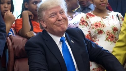 NYT: Doradcy Trumpa używali prywatnych skrzynek mailowych do celów służbowych