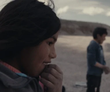 O istnieniu tego świata wolimy nie wiedzieć! Cena posiadania smartfona