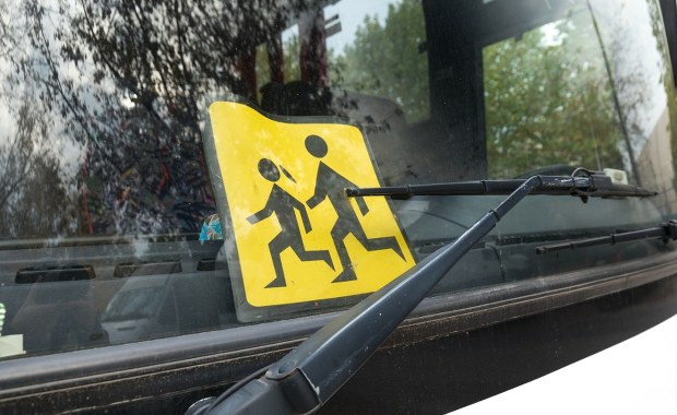 O krok od tragedii. Pijany 49-latek zamierzał odwieźć dzieci na zieloną szkołę