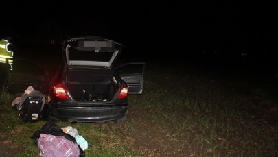 O krok od tragedii. Z niemowlakiem w aucie uciekał przed policją