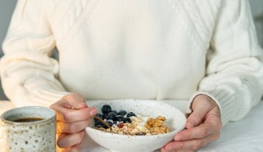 O które godzinie jesz śniadanie? To dlatego nie możesz schudnąć 