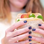 O której godzinie zjeść śniadanie? Oni powinni wcześniej, ci mają nieco więcej czasu