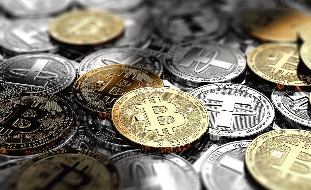 O mały włos straciłaby oszczędności życia. Policja ostrzega