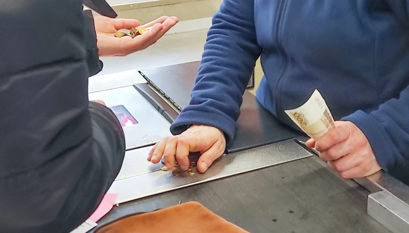 O numer telefonu mogą poprosić nie tylko w Biedronce. Zastanów się dwa razy