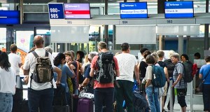 O odszkodowanie za opóźniony lot będzie trudniej? Polska po stronie linii lotniczych