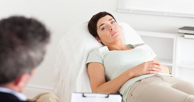 O pomocy psychologicznej mówi się dziś bardziej otwarcie /&copy; Panthermedia