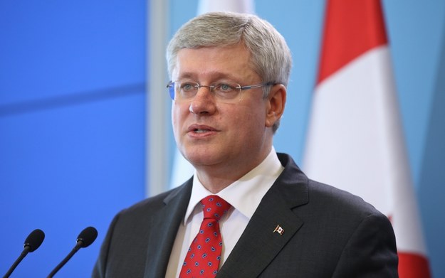 O sankcjach poinformował premier rządu w Ottawie Stephen Harper /Rafał Guz /PAP