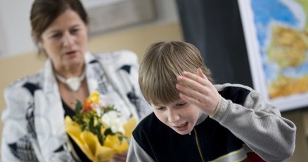 O tym, czy nauka angielskiego rozpocznie się w pierwszej klasie, zadecyduje szkoła.