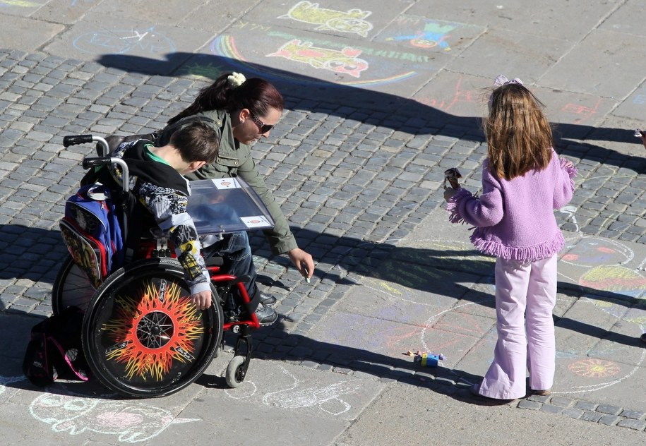 O tym, jak wygląda życie chorych często decydują urzędnicy. /Grzegorz Momot /PAP