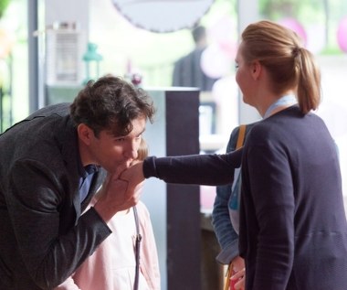 O tym jednak, jak rozwinie się ta znajomość i czy między Anką a Leszkiem zaiskrzy, przekonamy się jesienią w szóstej odsłonie "Przyjaciółek”. Dwanaście nowych odcinków już od 3 września na antenie Polsatu.