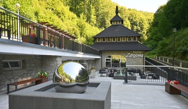 O tym uzdrowisku wciąż mówi się za mało. Jesienią wygląda jak z pocztówki 