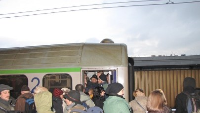 O wejście do pociągu trzeba dziś zawalczyć