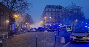 O włos od ataku terrorystycznego w Paryżu. Zamachowiec chciał podłożyć bombę