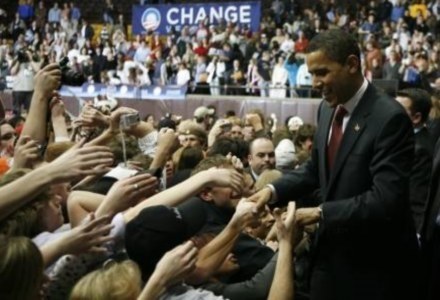 Obama wrobiony w romans - przez spamerów /AFP
