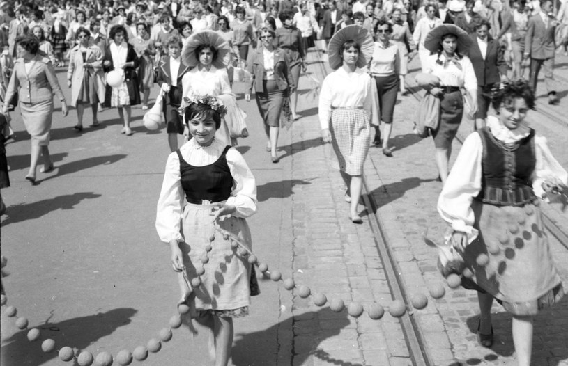 Obchody Święta Pracy w Warszawie w 1968 r. /Z archiwum Narodowego Archiwum Cyfrowego