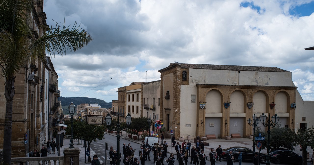 Obchody Wielkanocy w mieście Sambuca na Sycylii /AFP