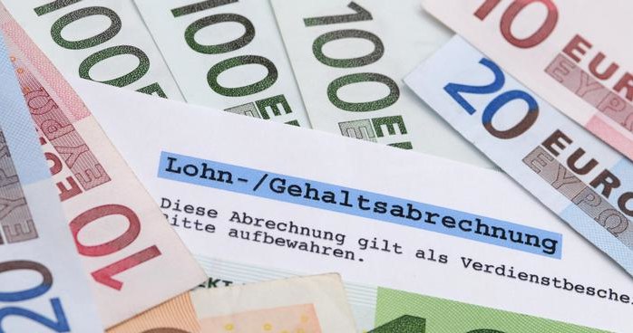 Obecna podwyżka jest drugą od czasu wprowadzenia ustawowych płac w roku 2015 /Deutsche Welle