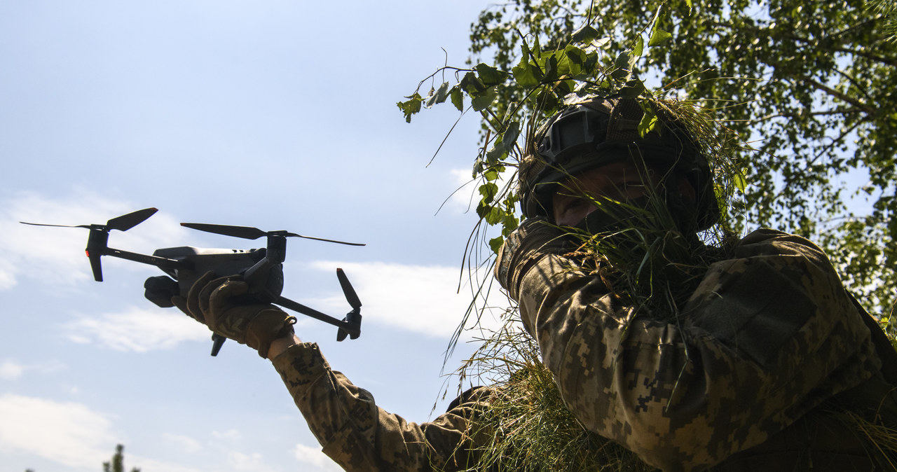 Obecnie nie wiadomo, do jakich dronów ma być produkowana amunicja w ramach projektu /MAXYM MARUSENKO/NurPhoto/NurPhoto via AFP /AFP